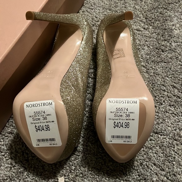 Miu Miu NIB Gold Glitter peep toe heels SZ 7/38 - Picture 5 of 6